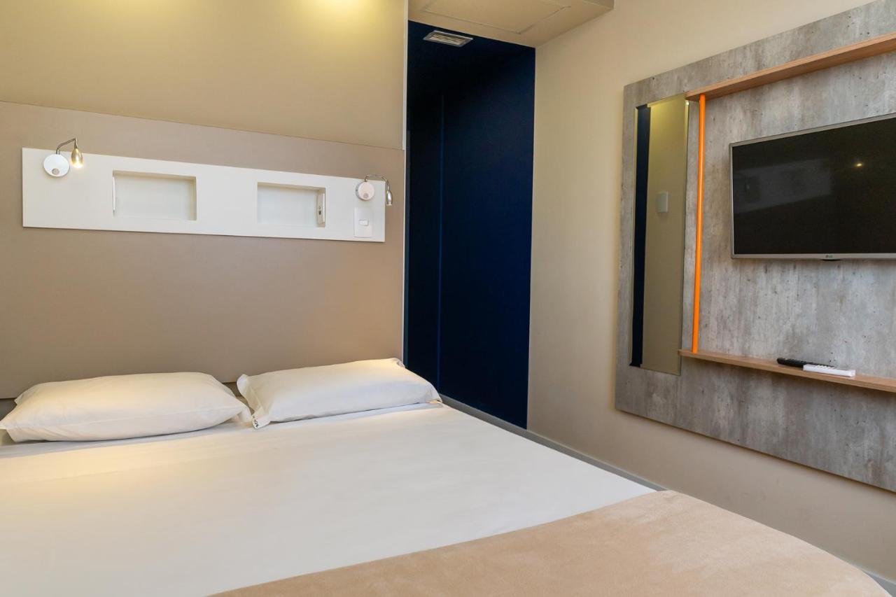 ibis budget Foz do Iguaçu Exterior foto